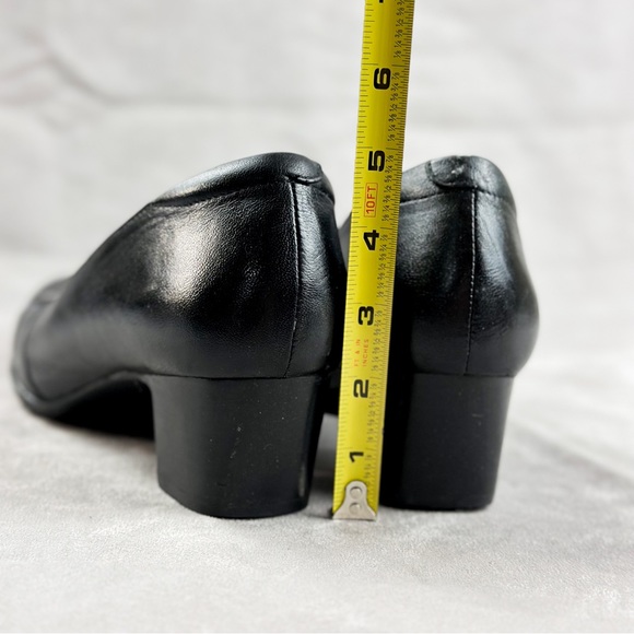 Clarks Artisan Rosalyn Belle black Leather heels size US 10 women - Picture 12 of 16